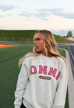 Load image into Gallery viewer, Onni Activewear Crewneck