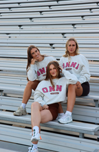 Load image into Gallery viewer, Onni Activewear Crewneck